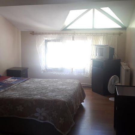 ספנג'ה Asina Motel מראה חיצוני תמונה
